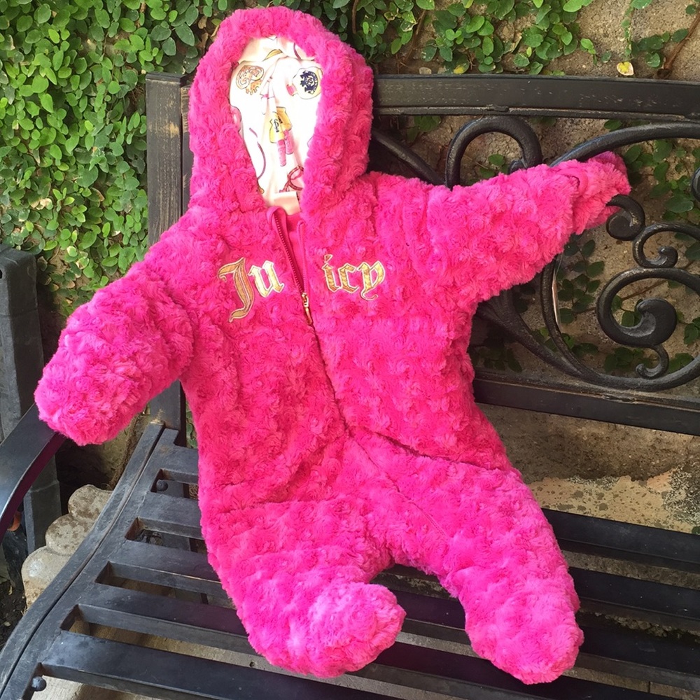 🆕💓Baby Girl Juicy Couture Fluffy Onesie💗
